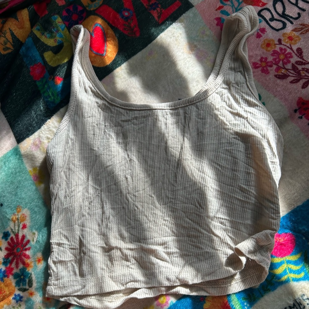 🤍CREAM COLORED TANK TOP🤍